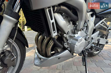 Мотоцикл Спорт-туризм Yamaha Fazer 2004 в 