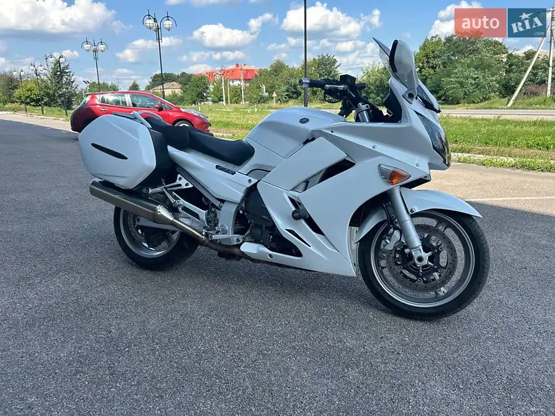 Yamaha FJR 1300 2015 VIN JYARP26E3FA000784 фото оголошення 15 з 29