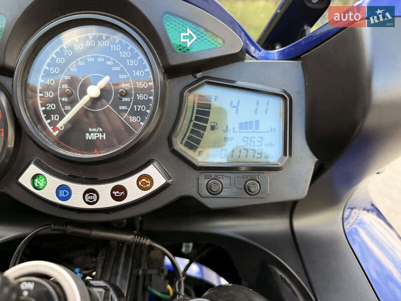 Мотоцикл Спорт-туризм Yamaha FJR 1300 2005 в Ивано-Франковске фото 5 Мотоцикл Спорт-туризм Yamaha FJR 1300 2005 в Ивано-Франковске