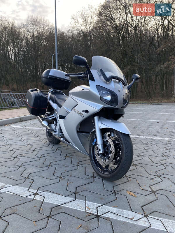 Мотоцикл Спорт-туризм Yamaha FJR 1300 2002 в Тернополі фото 7 Мотоцикл Спорт-туризм Yamaha FJR 1300 2002 в Тернополі
