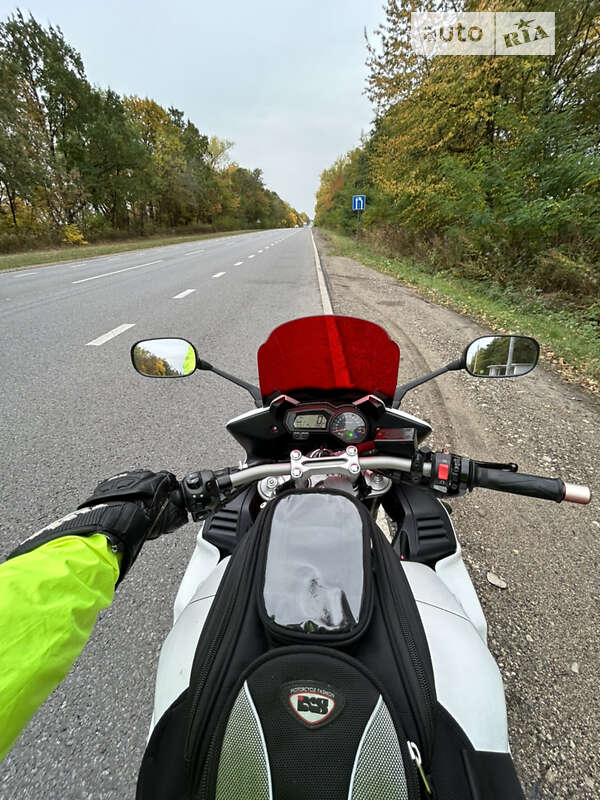 Мотоцикл Спорт-туризм Yamaha FZ-1 2008 в Тернополе