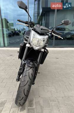 Мотоцикл Без обтекателей (Naked bike) Yamaha FZ-1 2006 в 
