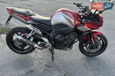 Мотоцикл Спорт-туризм Yamaha FZ-1 2011 в 