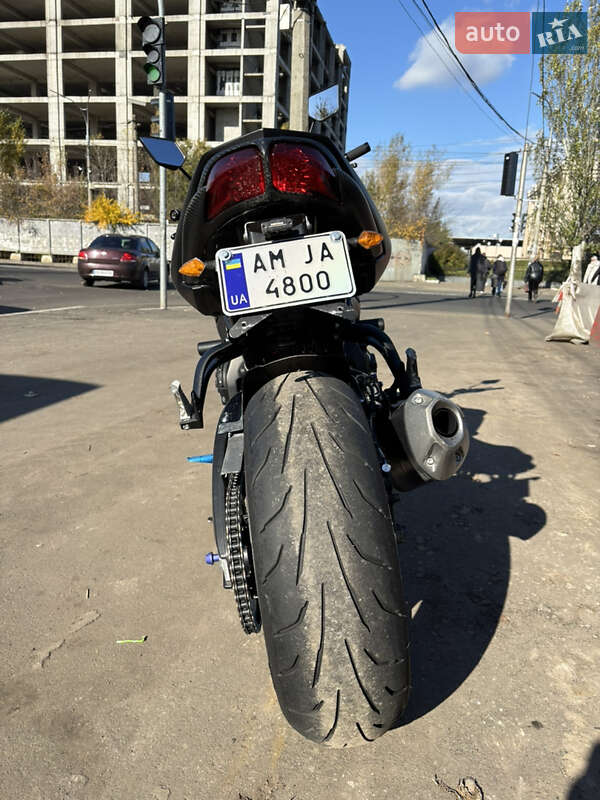 Мотоцикл Без обтекателей (Naked bike) Yamaha FZ-1 2006 в Киеве фото 4 Мотоцикл Без обтекателей (Naked bike) Yamaha FZ-1 2006 в Киеве