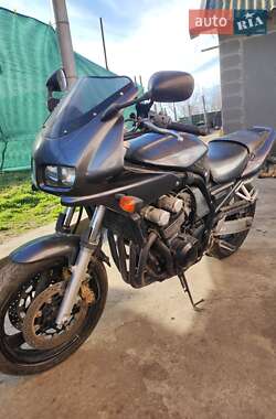 Спортбайк Yamaha FZ 400 1998 в 