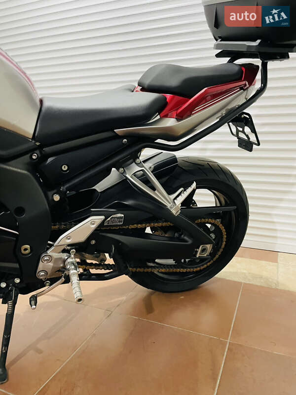 Мотоцикл Спорт-туризм Yamaha FZ1 Fazer 2013 в Киеве фото 14 Мотоцикл Спорт-туризм Yamaha FZ1 Fazer 2013 в Киеве