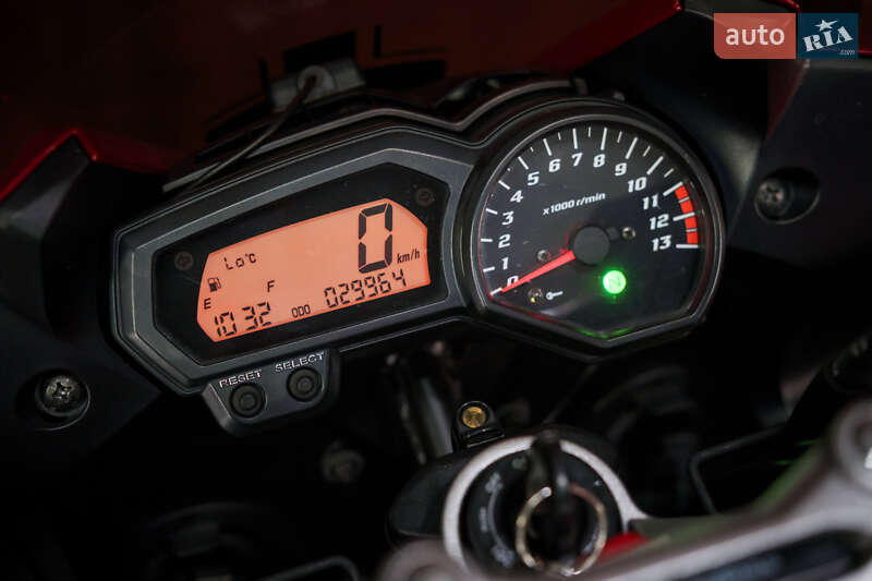 Мотоцикл Без обтікачів (Naked bike) Yamaha FZ1 Fazer 2008 в Дніпрі фото 10 Мотоцикл Без обтікачів (Naked bike) Yamaha FZ1 Fazer 2008 в Дніпрі