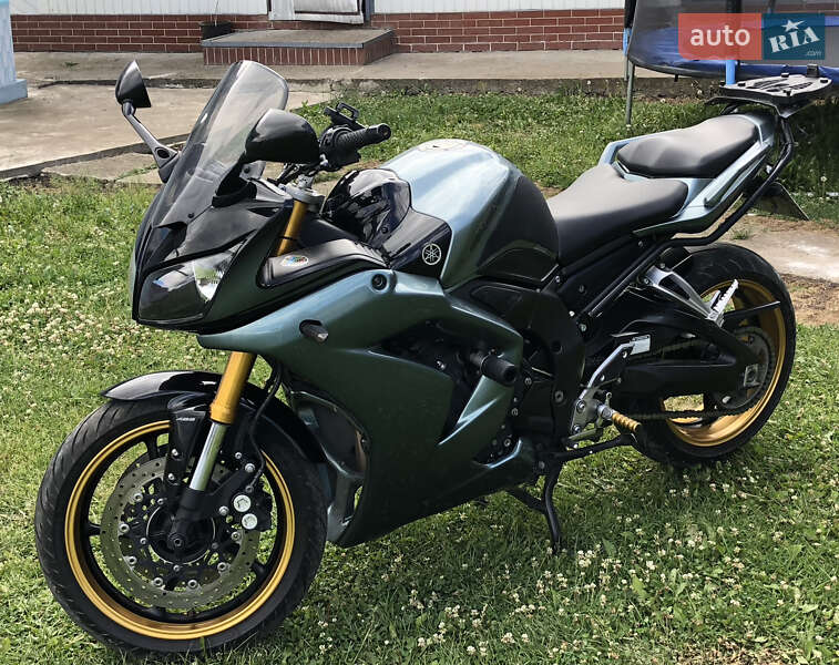 Мотоцикл Спорт-туризм Yamaha FZ1 Fazer 2010 в Ивано-Франковске