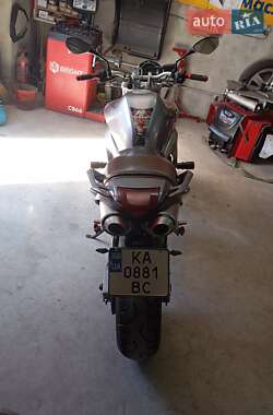 Вантажні моторолери, мотоцикли, скутери, мопеди Yamaha FZ6 Fazer 2005 в 