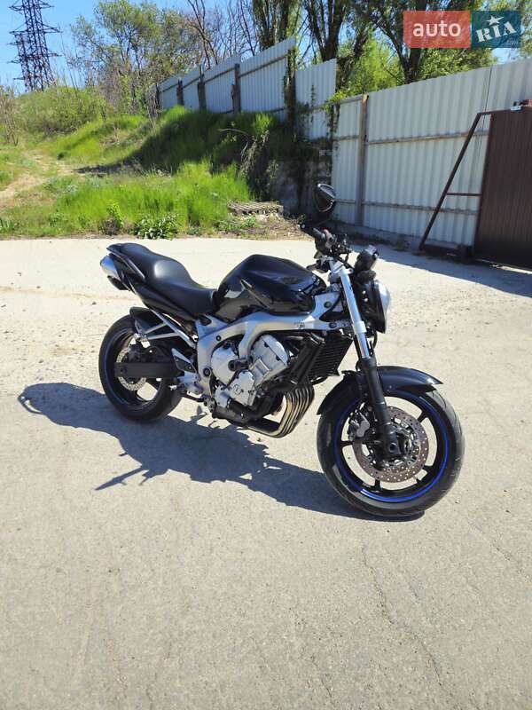 Мотоцикл Без обтікачів (Naked bike) Yamaha FZ6 Fazer 2005 в Запоріжжі