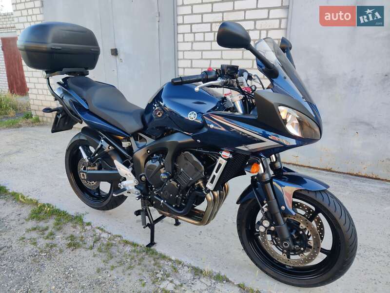 Yamaha FZ6 Fazer 2009