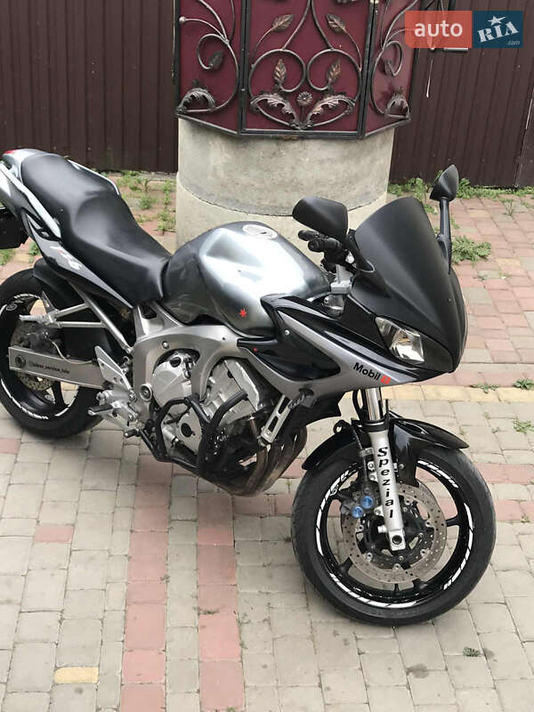 Yamaha FZ6 Fazer 2005