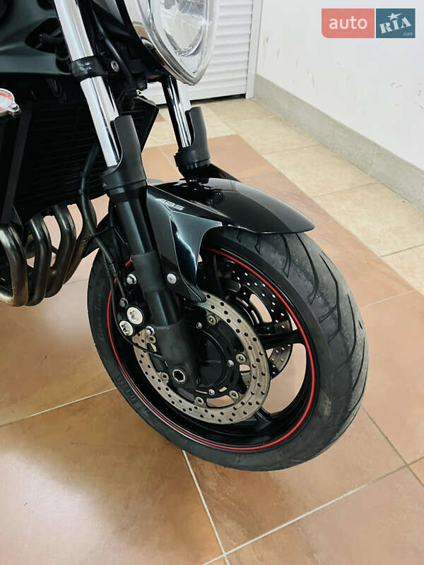 Мотоцикл Без обтекателей (Naked bike) Yamaha FZ6 Fazer 2010 в Киеве