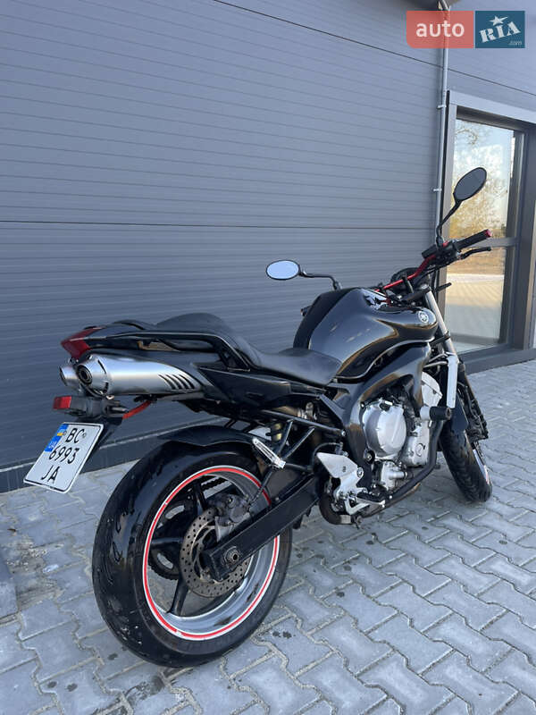 Yamaha FZ6 Fazer 2005