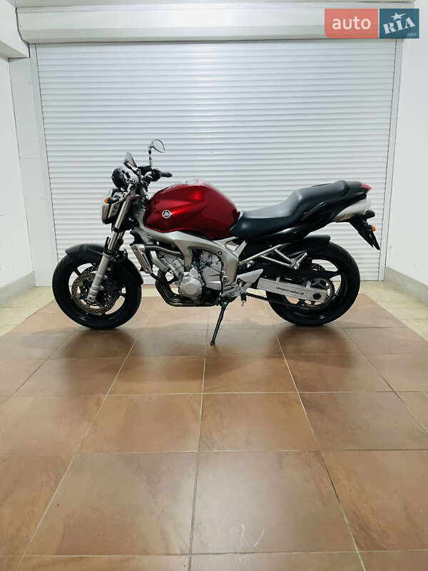 Yamaha FZ6 N 2004