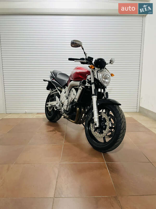 Мотоцикл Без обтекателей (Naked bike) Yamaha FZ6 N 2004 в Киеве