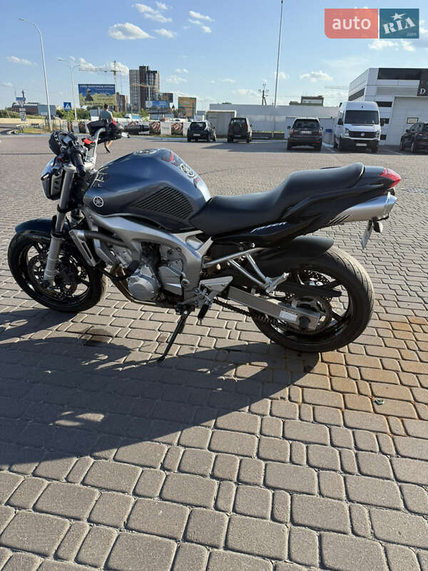 Мотоцикл Спорт-туризм Yamaha FZ6 N 2007 в Бишеві