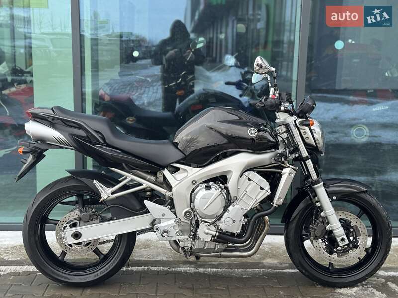 Yamaha FZ6 N 2004 Yamaha FZ6 N 2004