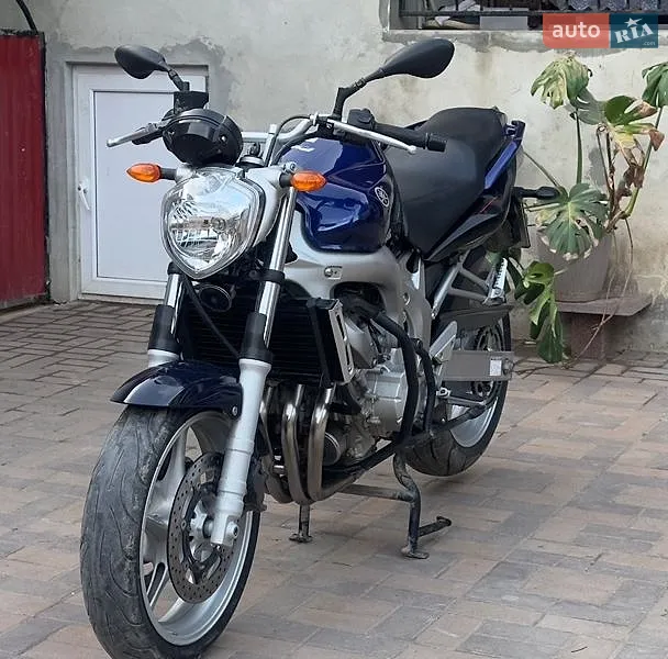 Yamaha FZ6 N 2005