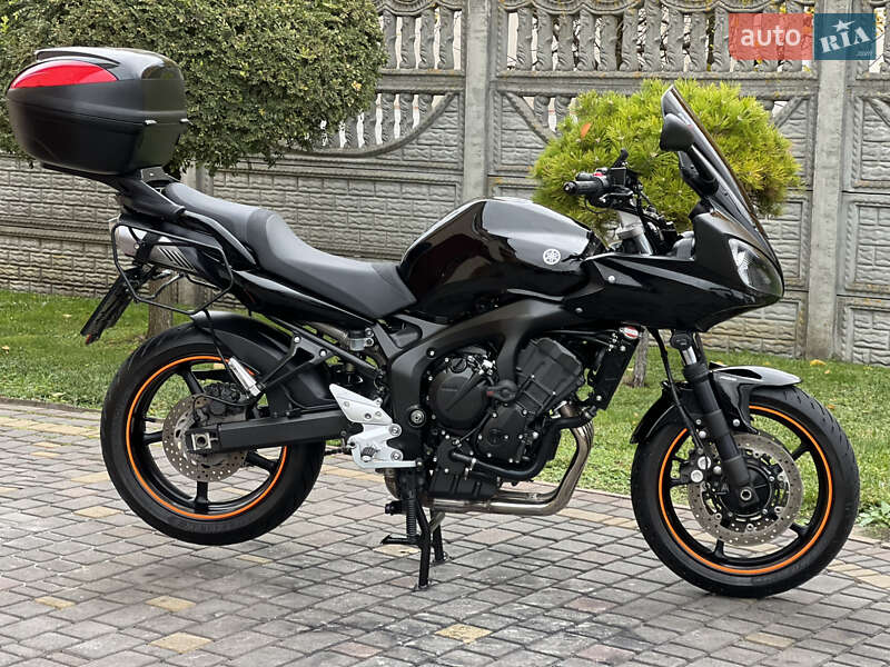 Yamaha FZ6 S2 2008 Yamaha FZ6 S2 2008