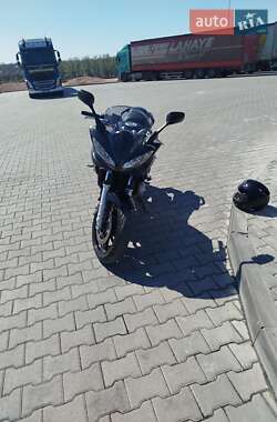 Мотоцикл Спорт-туризм Yamaha FZ6 S 2008 в 