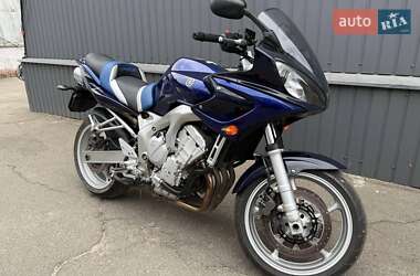 Мотоцикл Спорт-туризм Yamaha FZ6 S 2005 в  фото 2 Мотоцикл Спорт-туризм Yamaha FZ6 S 2005 в