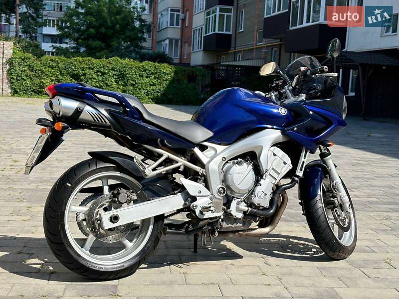 Мотоцикл Спорт-туризм Yamaha FZ6 S 2004 в Ахтырке
