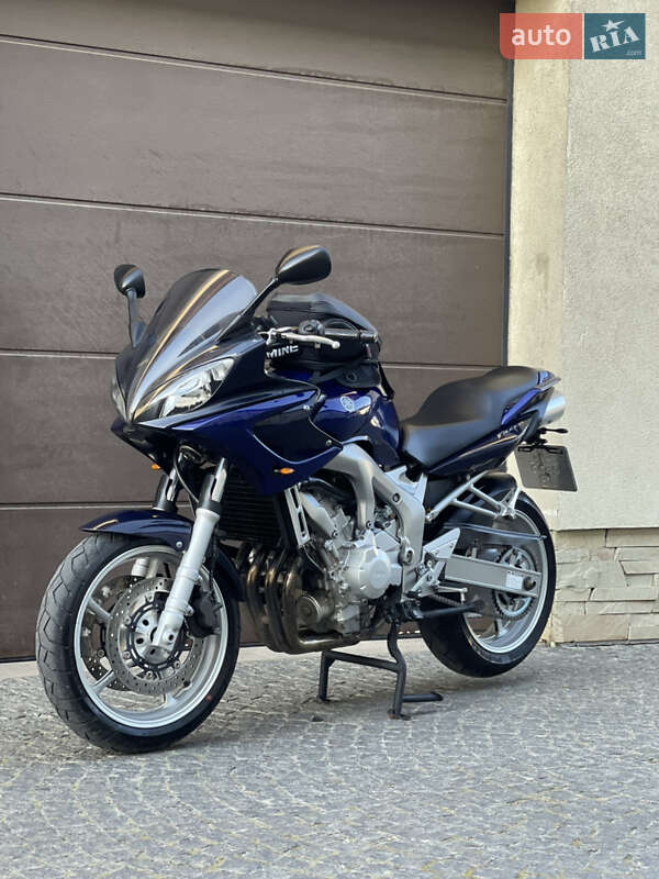 Yamaha FZ6 S 2005
