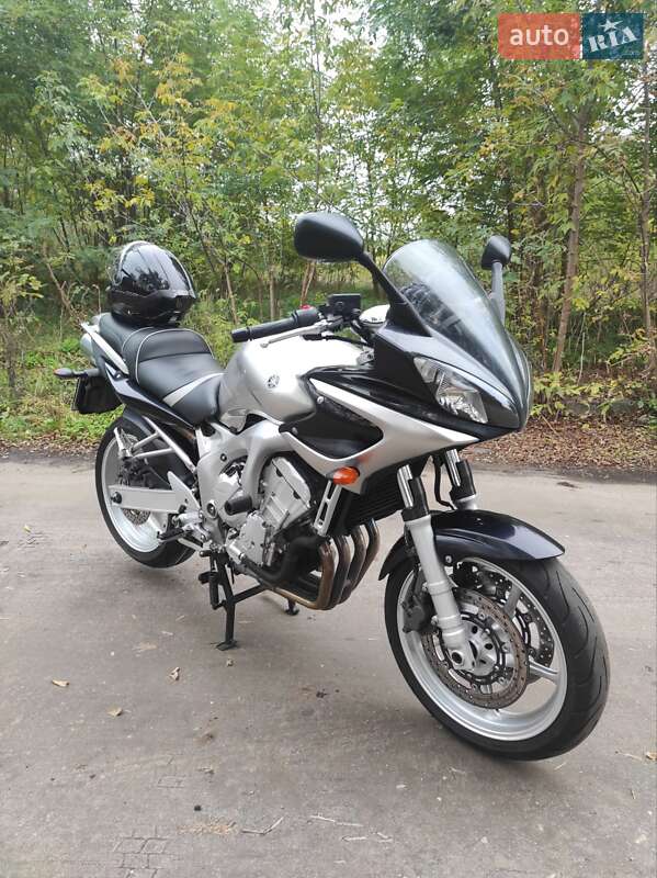 Yamaha FZ6 S 2003