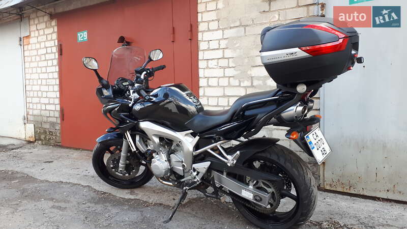 Yamaha FZ6 S 2005