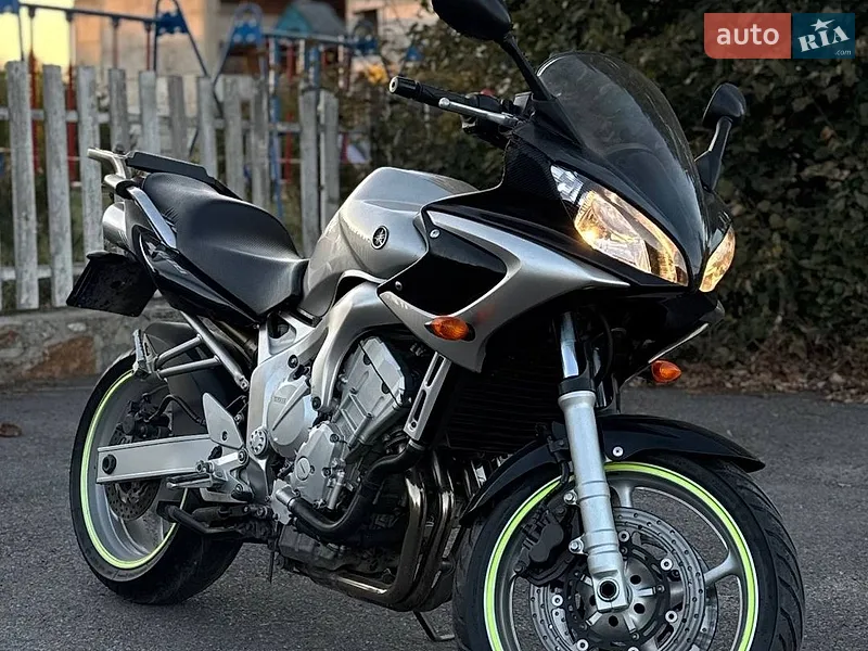 Yamaha FZ6 S 2005