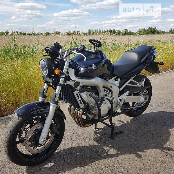 Yamaha FZ6