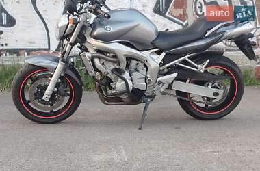 Мини спорт Yamaha FZ6 2004 в 
