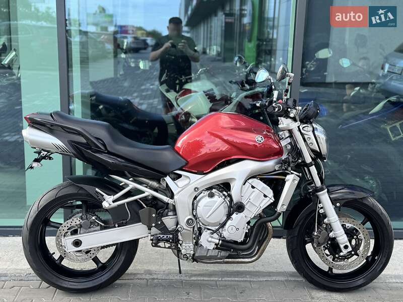 Yamaha FZ6 2006