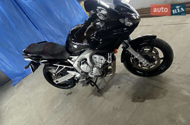 Мотоцикл Туризм Yamaha FZ6 2005 в 