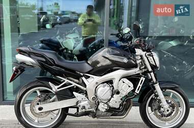 Мотоцикл Без обтекателей (Naked bike) Yamaha FZ6 2004 в Ровно