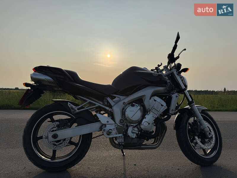 Мопеди Yamaha FZ6 2004 в Дубні