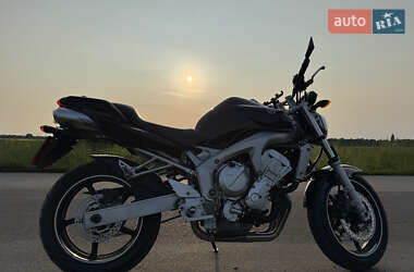 Мопеди Yamaha FZ6 2004 в  фото 3 Мопеди Yamaha FZ6 2004 в