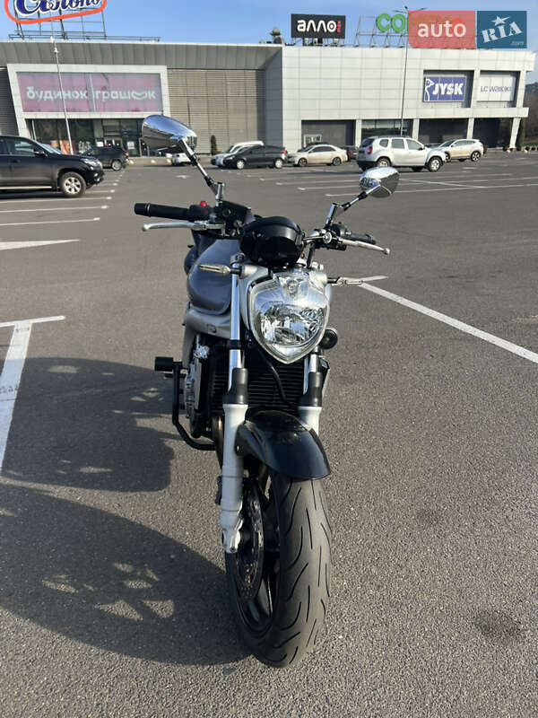 Yamaha FZ6 2008 Yamaha FZ6 2008