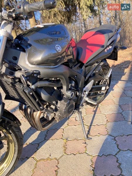 Мотоцикл Без обтекателей (Naked bike) Yamaha FZ6 2010 в Виннице