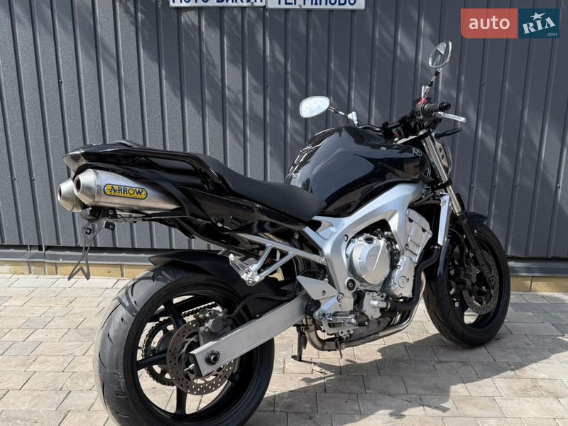 Мотоцикл Без обтекателей (Naked bike) Yamaha FZ6 2004 в Новомосковске фото 4 Мотоцикл Без обтекателей (Naked bike) Yamaha FZ6 2004 в Новомосковске