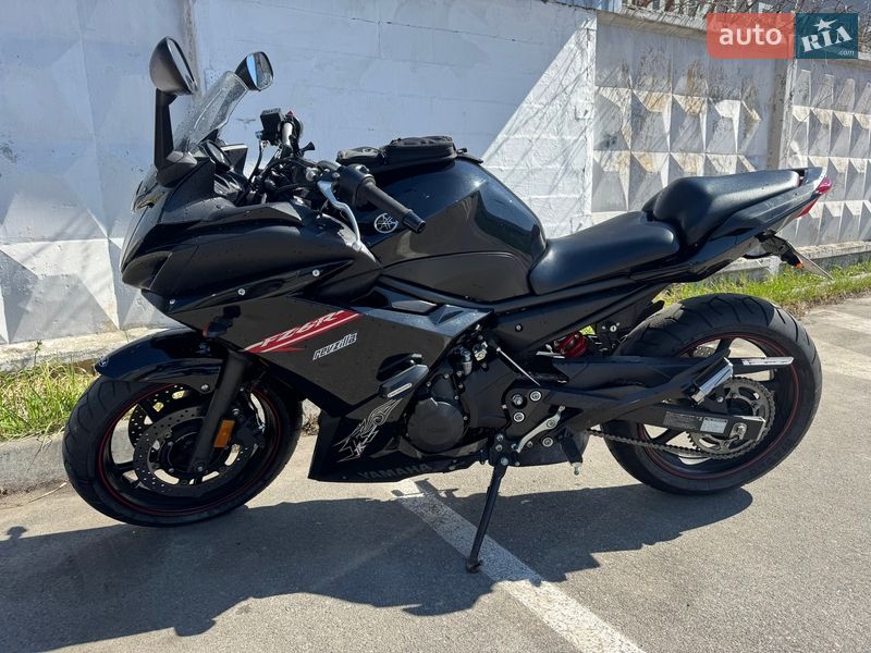 Yamaha FZ6 2012