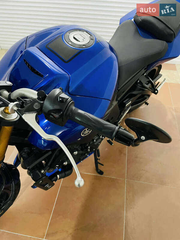 Мотоцикл Без обтекателей (Naked bike) Yamaha FZ8 2014 в Киеве