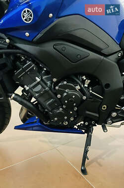 Мотоцикл Без обтекателей (Naked bike) Yamaha FZ8 2014 в Киеве