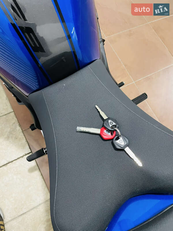 Мотоцикл Без обтекателей (Naked bike) Yamaha FZ8 2014 в Киеве