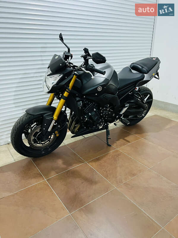 Мотоцикл Без обтікачів (Naked bike) Yamaha FZ8 2013 в Києві