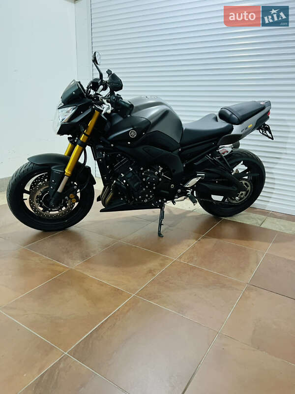 Мотоцикл Без обтікачів (Naked bike) Yamaha FZ8 2013 в Києві