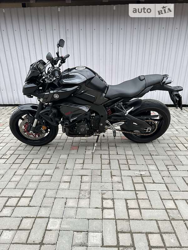 Мотоцикл Без обтекателей (Naked bike) Yamaha FZ 2016 в Житомире фото 6 Мотоцикл Без обтекателей (Naked bike) Yamaha FZ 2016 в Житомире