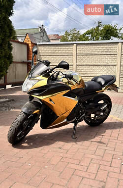 Спортбайк Yamaha FZ 2010 в Софиевской Борщаговке