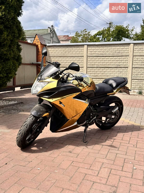 Yamaha FZ 2010